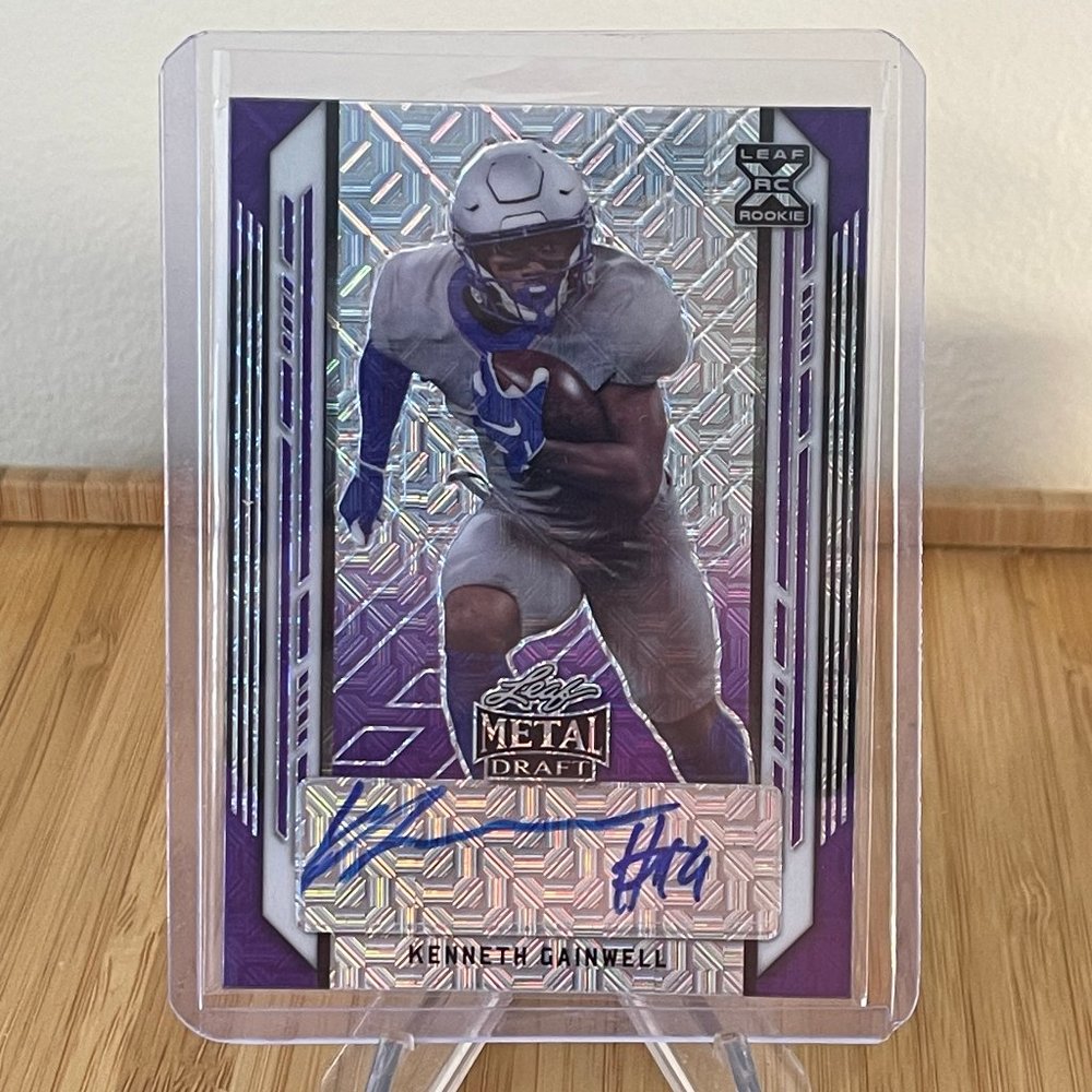 2021 Kenneth Gainwell Leaf Metal Purple Mojo Auto 1/7 Card #BA-KG1